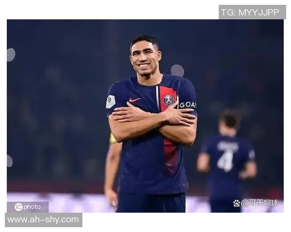 2025年现役足球十大球星排名盘点:谁才是足坛最强人物 2025年现役足球十大球星排名盘点:谁才是足坛最强人物